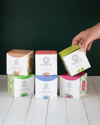 Caja de madera + 6 variedades